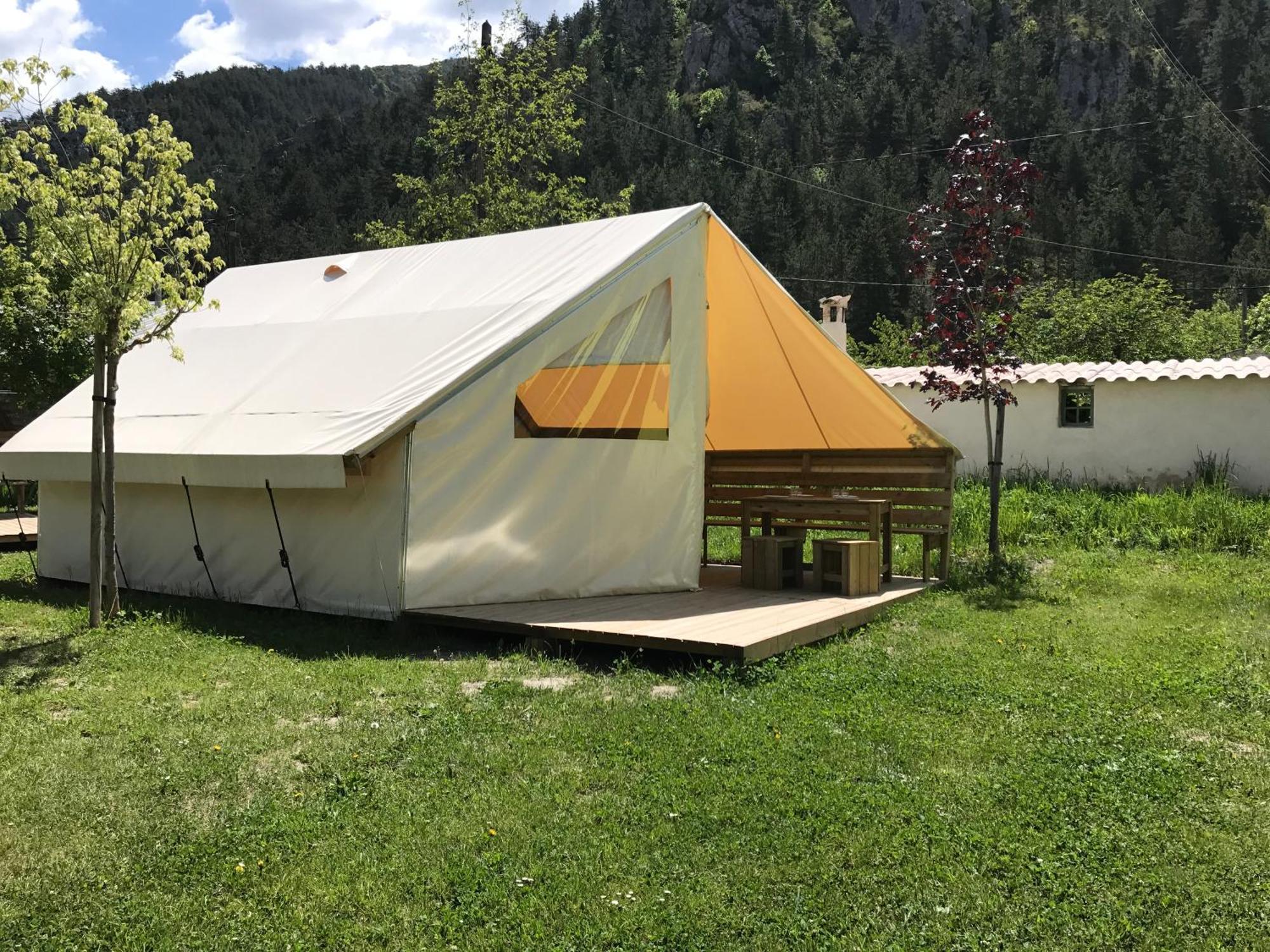 Camping Frederic Mistral Castellane Exteriör bild