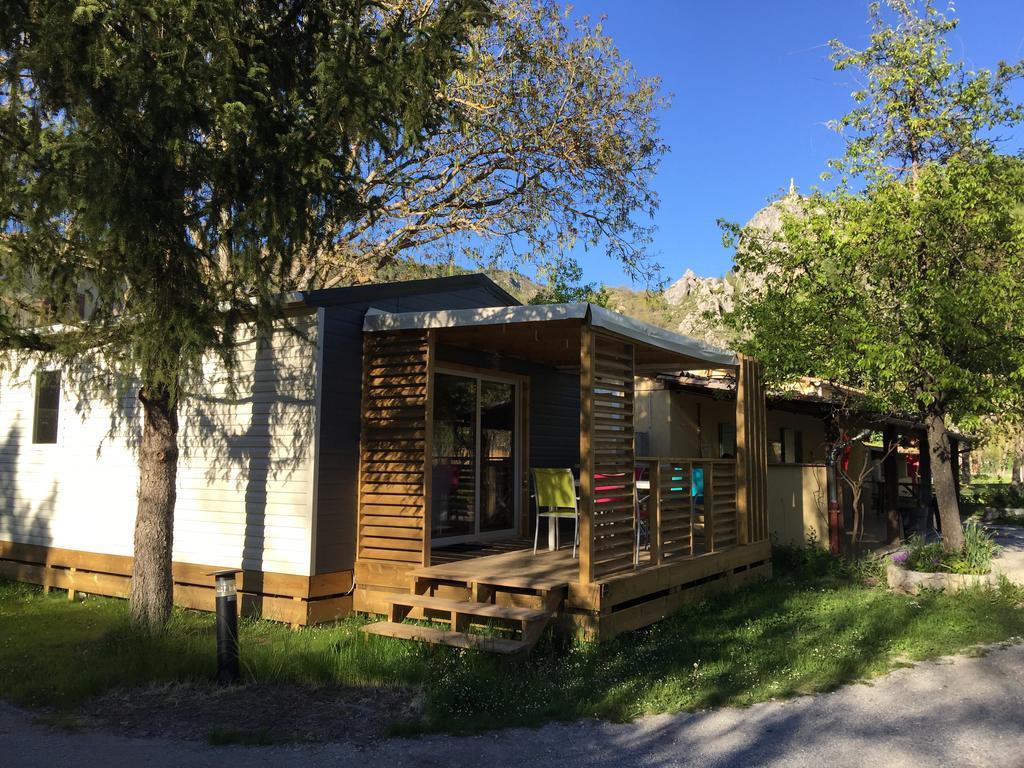 Camping Frederic Mistral Castellane Exteriör bild
