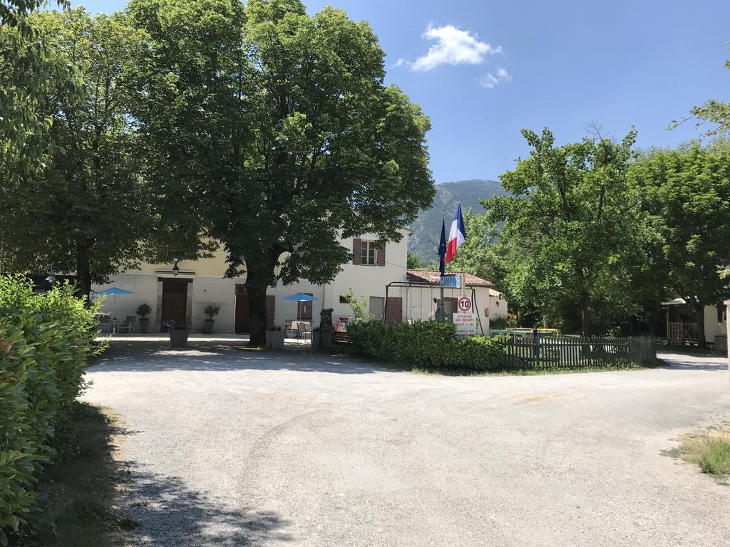 Camping Frederic Mistral Castellane Exteriör bild